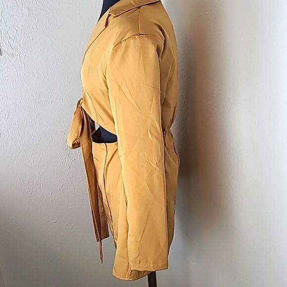 Hyfve-Camel Color Jacket Mini-Dress with Cut-out at Waist, Size Medium - Picture 7 of 13